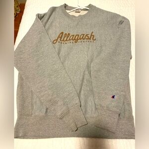 Grey allagash pullover sweatshirt. Size medium.